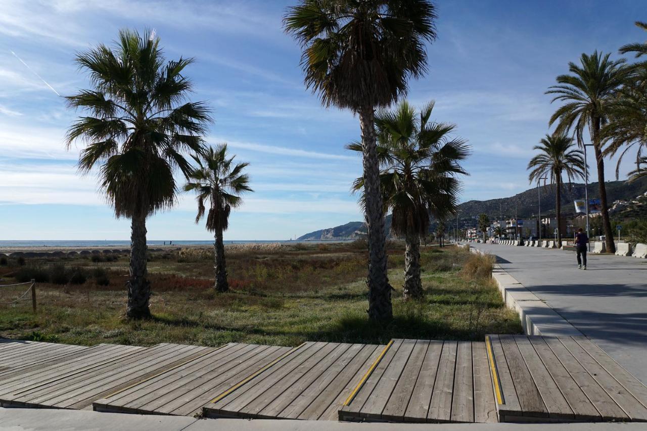 Apartamento Beach Club House Castelldefels Exterior foto