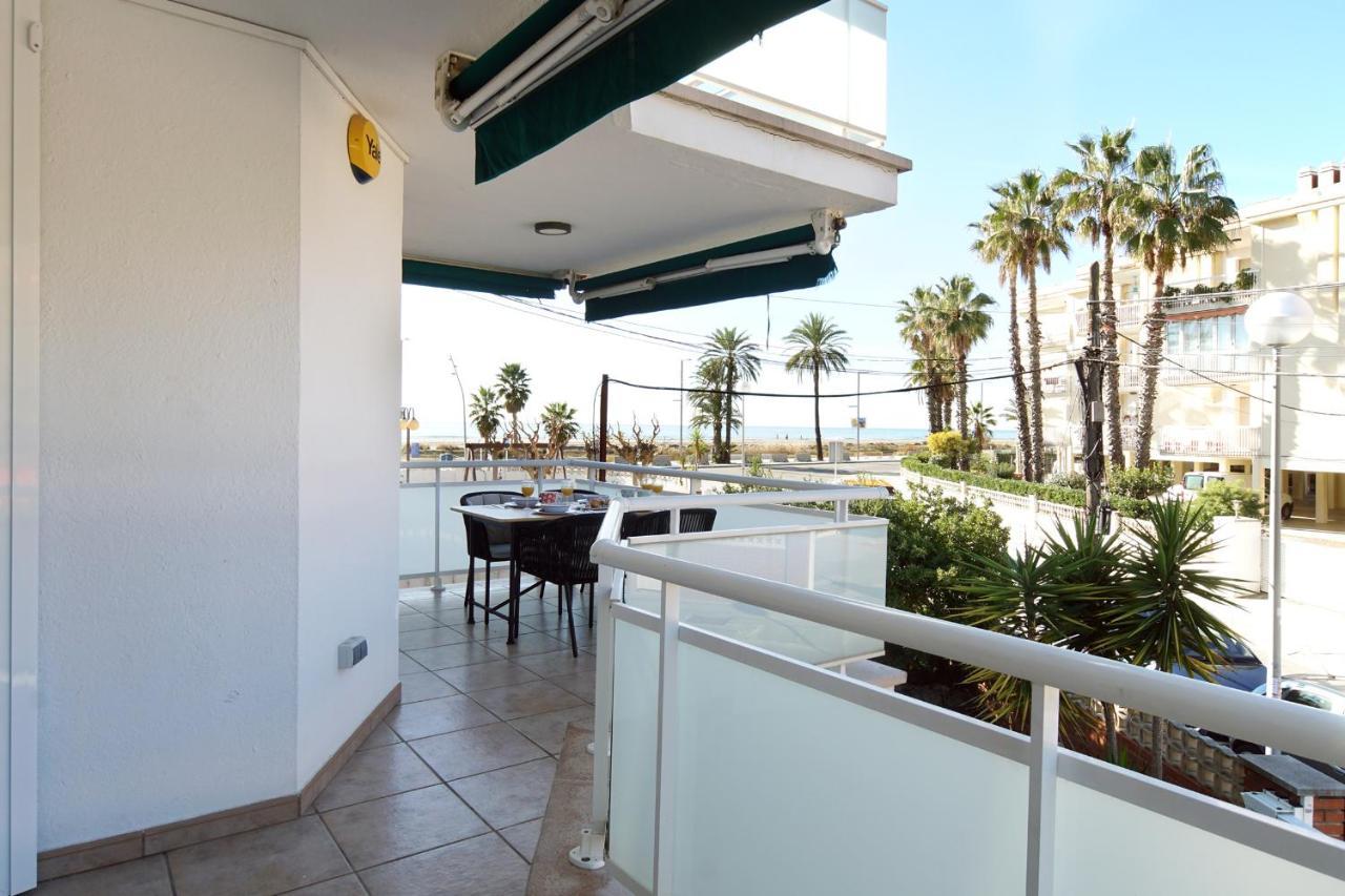 Apartamento Beach Club House Castelldefels Exterior foto