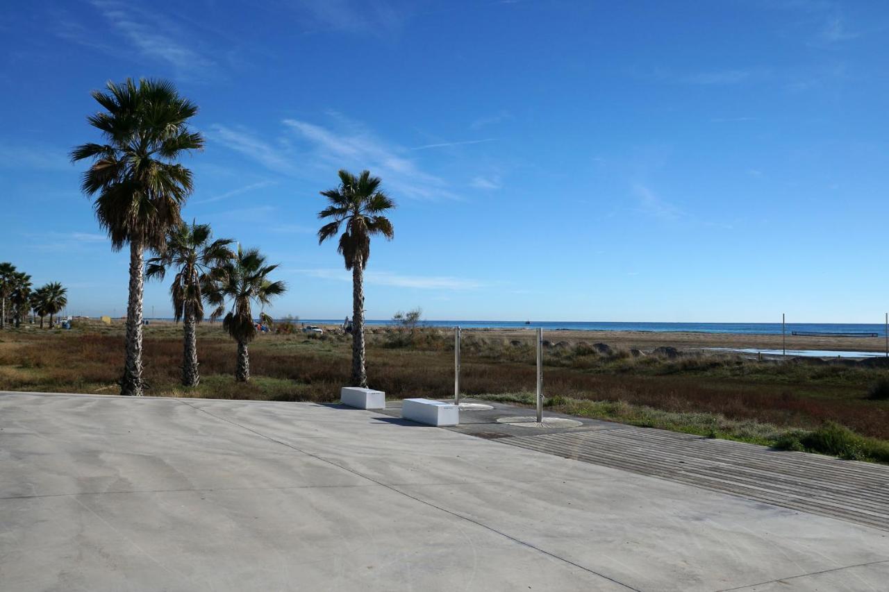 Apartamento Beach Club House Castelldefels Exterior foto