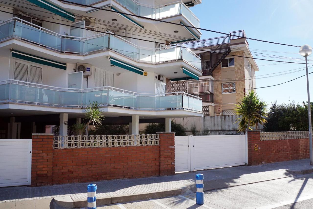 Apartamento Beach Club House Castelldefels Exterior foto